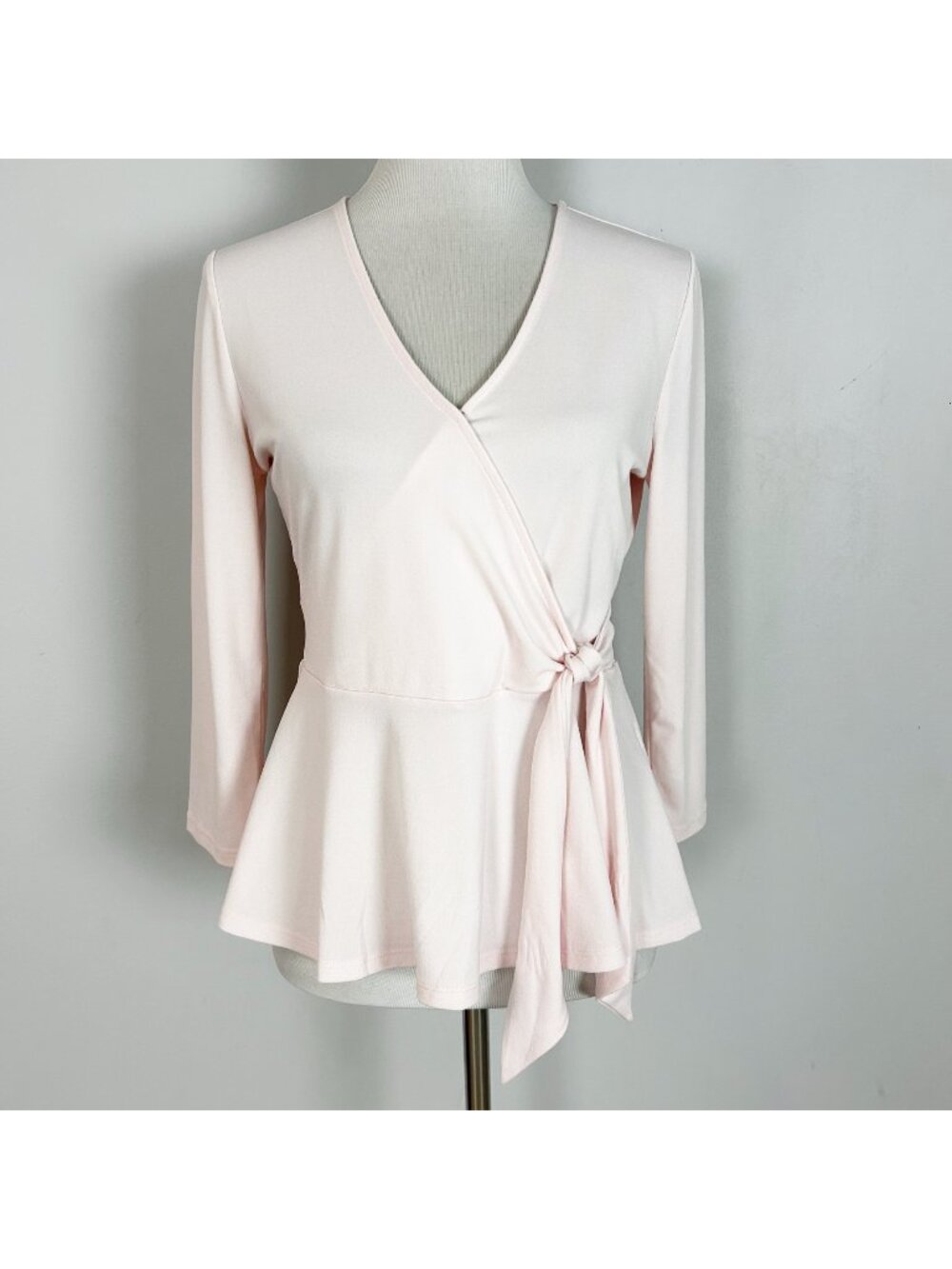 Banana Republic Ballet Pink Surplice Peplum Top with Tie Size Medium Women's